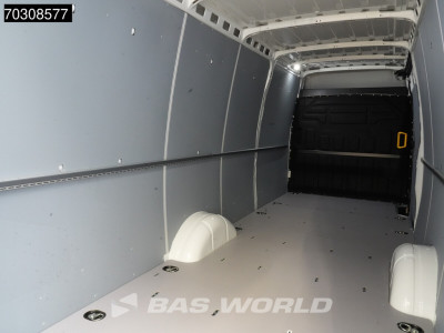 Iveco Daily 35S16 Automaat L3H2 LED Airco Cruise Camera CarPlay Parkeersensoren 3,5t Trekgewicht Euro6 L3 Airco Cruise control 10