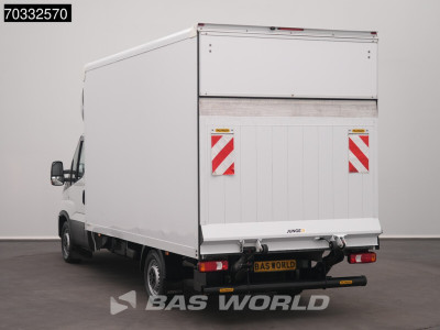Iveco Daily 35S16 Automaat Laadklep 160PK Airco Hi-Connect Camera Euro6 Bakwagen Meubelbak Koffer Airco foto 6