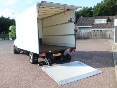 Iveco Daily 35S16 Bakwagen + Laadklep 750kg 12
