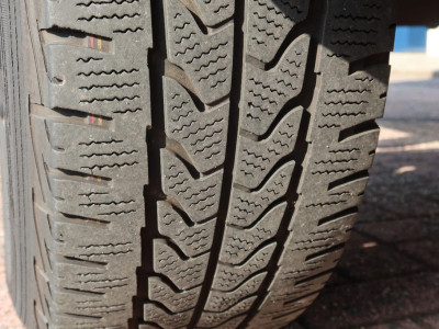 Iveco Daily 35S16 Bakwagen + Laadklep 750kg 14