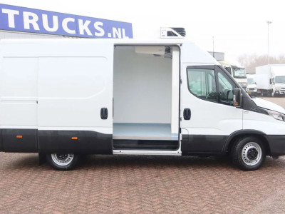 Iveco Daily 35S16 Koelen/vriezen/verwarmen Carrier Xarios 350 + nacht aansluiting 220 volt foto 4