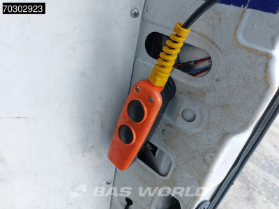 Iveco Daily 35S16 Laadklep Ramp Automaat L3H2 160PK Airco DHollandia APK 10-2026 Euro6 L3 Airco foto 11