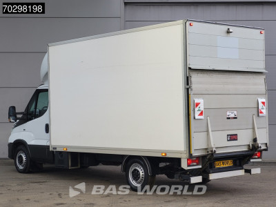Iveco Daily 35S16 Laadklep Zijdeur Bakwagen 160PK ACC LED Navi Airco Camera Standkachel Euro6 Meubelbak Koffer Airco foto 2