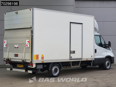 Iveco Daily 35S16 Laadklep Zijdeur Bakwagen 160PK ACC LED Navi Airco Camera Standkachel Euro6 Meubelbak Koffer Airco foto 6