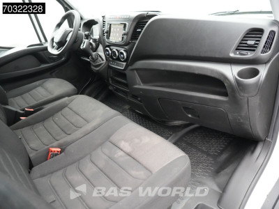 Iveco Daily 35S16 Schade/Damage! Automaat L3H2 160PK Airco Camera Parkeersensoren 3,5t Trekgewicht Euro6 L3 Airco 12