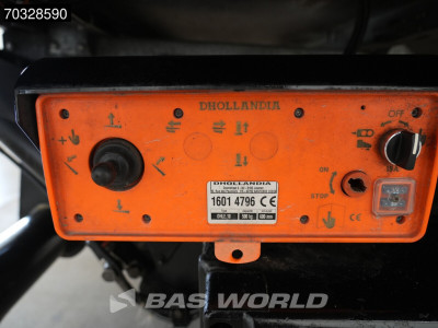 Iveco Daily 35S17 3.0L Automaat 170PK Laadklep Airco Cruise DHollandia APK 05-2027 Euro6 Meubelbak Koffer Möbelkoffer Airco Cruise control 12
