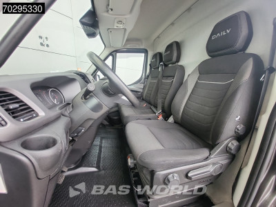 Iveco Daily 35S18 3.0L 180PK Automaat L2H2 LED ACC Navi 3.5t trekhaak Airco L2 12m3 Airco Trekhaak foto 10