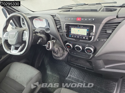 Iveco Daily 35S18 3.0L 180PK Automaat L2H2 LED ACC Navi 3.5t trekhaak Airco L2 12m3 Airco Trekhaak foto 9