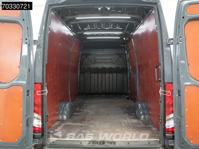 Iveco Daily 35S18 3.0L 3,5t Trekhaak L2H2 Airco Cruise Camera 180PK Imperiaal Euro6 APK 07-2027 L2 Airco Trekhaak Cruise control foto 9