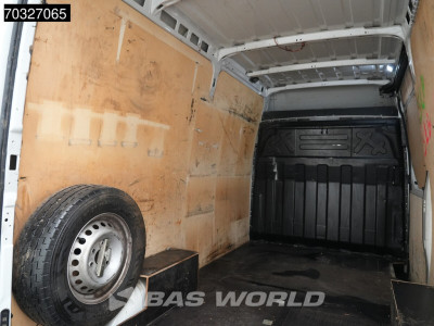 Iveco Daily 35S18 3.0L Automaat 180PK 3,5t Trekhaak L2H2 LED Navi Airco Cruise Camera Euro6 L2 Airco Trekhaak Cruise control 11
