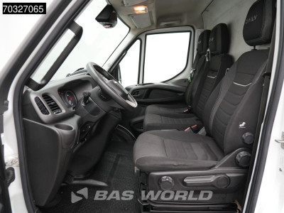 Iveco Daily 35S18 3.0L Automaat 180PK 3,5t Trekhaak L2H2 LED Navi Airco Cruise Camera Euro6 L2 Airco Trekhaak Cruise control 13