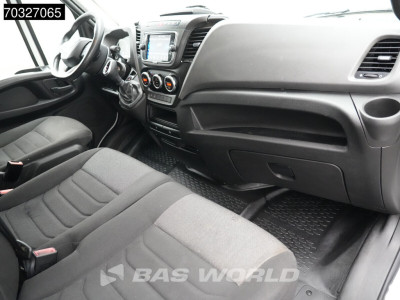 Iveco Daily 35S18 3.0L Automaat 180PK 3,5t Trekhaak L2H2 LED Navi Airco Cruise Camera Euro6 L2 Airco Trekhaak Cruise control 14