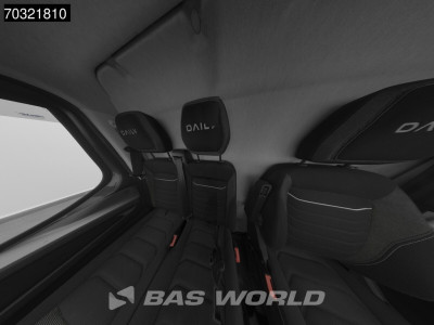 Iveco Daily 35S18 3.0L Automaat 180PK L2H2 Airco Cruise Camera LED Trekhaak 3,5t Trekgewicht Euro6 L2 Airco Trekhaak foto 10