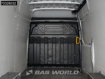 Iveco Daily 35S18 3.0L Automaat 180PK L2H2 LED Navi Airco Cruise Camera 3,5t Trekgewicht Euro6 L2 Airco Cruise control 10
