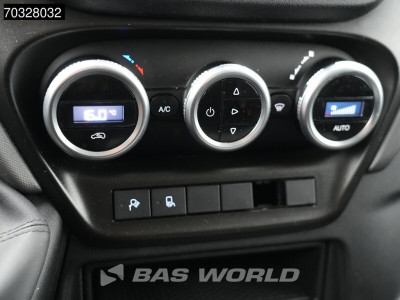 Iveco Daily 35S18 3.0L Automaat 180PK L2H2 LED Navi Airco Cruise Camera 3,5t Trekgewicht Euro6 L2 Airco Cruise control 19