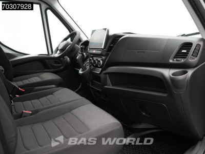 Iveco Daily 35S18 3.0L Automaat 180PK L3H2 3,5t Trekgewicht ACC Airco Camera Parkeersensoren Cruise CarPlay Euro6 L3 Airco foto 11