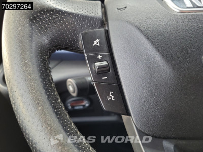Iveco Daily 35S18 3.0L Automaat 3,5t Trekhaak 180PK L2H2 Airco Cruise Camera Euro6 L2 Airco Trekhaak Cruise control foto 20