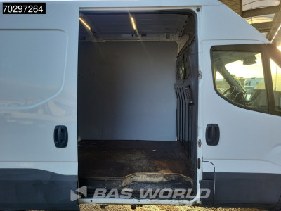 Iveco Daily 35S18 3.0L Automaat 3,5t Trekhaak 180PK L2H2 Airco Cruise Camera Euro6 L2 Airco Trekhaak Cruise control foto 7