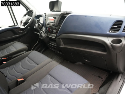 Iveco Daily 35S18 3.0L Automaat Bakwagen Laadklep Zijdeur Airco Cruise Camera Airco Cruise control foto 16