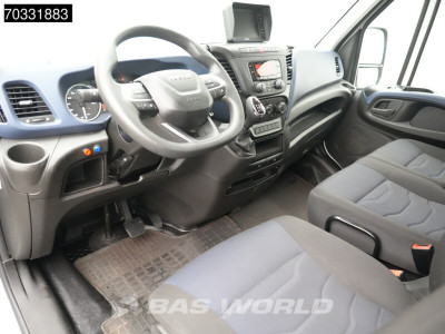 Iveco Daily 35S18 3.0L Automaat Bakwagen Laadklep Zijdeur Airco Cruise Camera Airco Cruise control foto 3