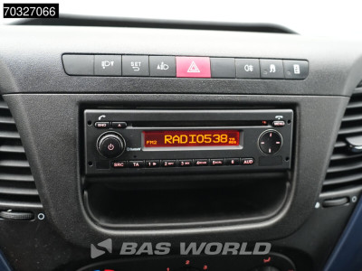 Iveco Daily 35S18 3.0L Automaat L1H1 180PK L1 Kompakt Cruise control 17