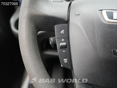 Iveco Daily 35S18 3.0L Automaat L1H1 180PK L1 Kompakt Cruise control 19