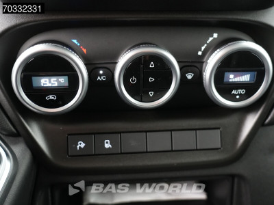 Iveco Daily 35S18 3.0L Automaat L2H2 180PK 3,5t Trekgewicht ACC Airco Camera Parkeersensoren CarPlay Euro6 L2 Airco 18