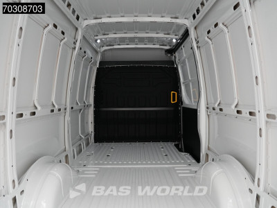 Iveco Daily 35S18 3.0L Automaat L2H2 180PK ACC Airco Cruise Camera Parkeersensoren CarPlay Stoelverwarming 3,5t Trekgewicht Euro6 L2 Airco foto 11