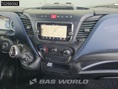 Iveco Daily 35S18 3.0L Automaat L2H2 180PK ACC LED Navi Airco 3,5t Trekgewicht Euro6 L2H2 Airco foto 13