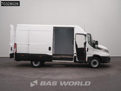 Iveco Daily 35S18 3.0L Automaat L2H2 3.5t trekhaak Camera 3520L L2 Airco Trekhaak Cruise control foto 10