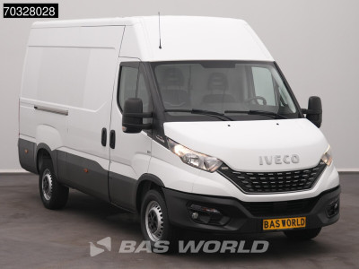 Iveco Daily 35S18 3.0L Automaat L2H2 3.5t trekhaak Camera 3520L L2 Airco Trekhaak Cruise control foto 5