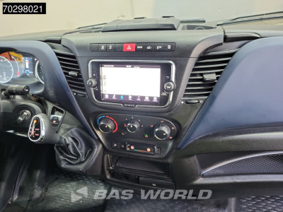 Iveco Daily 35S18 3.0L Automaat L2H2 3,5t Trekgewicht 180PK LED ACC Navi Airco Euro6 L2 Airco foto 13
