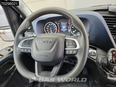 Iveco Daily 35S18 3.0L Automaat L2H2 3,5t Trekgewicht 180PK LED ACC Navi Airco Euro6 L2 Airco foto 17