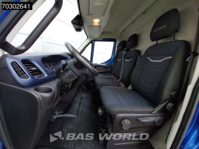 Iveco Daily 35S18 3.0L Automaat L2H2 3,5t Trekhaak 180PK Navi Airco Cruise Camera Parkeersensoren Imperiaal Velgen Euro6 L2 Airco Trekhaak Cruise control foto 13