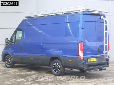 Iveco Daily 35S18 3.0L Automaat L2H2 3,5t Trekhaak 180PK Navi Airco Cruise Camera Parkeersensoren Imperiaal Velgen Euro6 L2 Airco Trekhaak Cruise control foto 2
