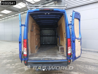 Iveco Daily 35S18 3.0L Automaat L2H2 3,5t Trekhaak 180PK Navi Airco Cruise Camera Parkeersensoren Imperiaal Velgen Euro6 L2 Airco Trekhaak Cruise control foto 6