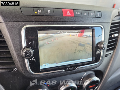 Iveco Daily 35S18 3.0L Automaat L2H2 3,5t Trekhaak 190PK LED Airco Cruise Euro6 L2 Airco Trekhaak Cruise control foto 15
