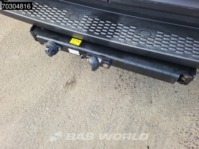 Iveco Daily 35S18 3.0L Automaat L2H2 3,5t Trekhaak 190PK LED Airco Cruise Euro6 L2 Airco Trekhaak Cruise control foto 9