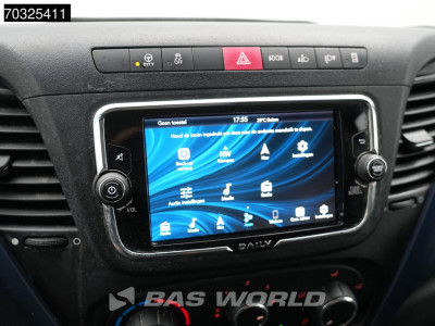 Iveco Daily 35S18 3.0L Automaat L2H2 3,5t Trekhaak ACC LED Navi Airco Camera 180PK Euro6 L2 Airco Trekhaak foto 17