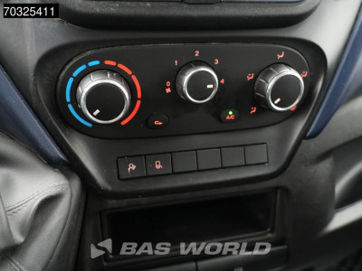 Iveco Daily 35S18 3.0L Automaat L2H2 3,5t Trekhaak ACC LED Navi Airco Camera 180PK Euro6 L2 Airco Trekhaak foto 19