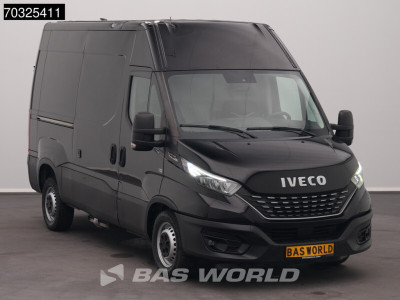 Iveco Daily 35S18 3.0L Automaat L2H2 3,5t Trekhaak ACC LED Navi Airco Camera 180PK Euro6 L2 Airco Trekhaak foto 5
