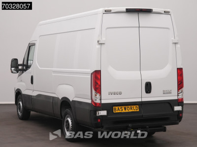 Iveco Daily 35S18 3.0L Automaat L2H2 3,5t Trekhaak Navi Airco Cruise Euro6 L2 Airco Trekhaak Cruise control 6