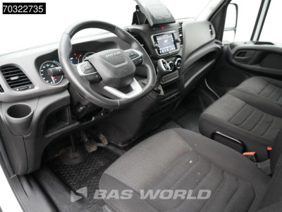 Iveco Daily 35S18 3.0L Automaat L2H2 ACC LED Airco Cruise Imperiaal Camera Euro6 L2 Airco Cruise control 3