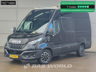 Iveco Daily 35S18 3.0L Automaat L2H2 Dubbel Cabine Navi Camera Trekhaak Imperiaal Doka Mixto 9m3 Airco Dubbel cabine Trekhaak Cruise control