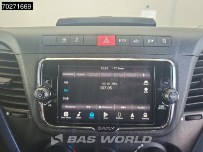 Iveco Daily 35S18 3.0L Automaat L2H2 Dubbel Cabine Navi Camera Trekhaak Imperiaal Doka Mixto 9m3 Airco Dubbel cabine Trekhaak Cruise control 17