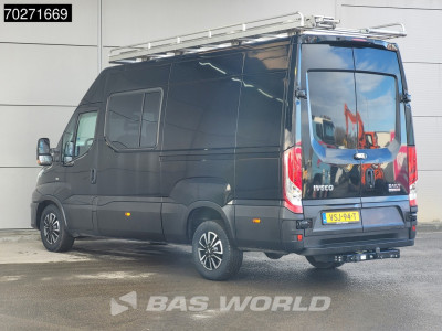 Iveco Daily 35S18 3.0L Automaat L2H2 Dubbel Cabine Navi Camera Trekhaak Imperiaal Doka Mixto 9m3 Airco Dubbel cabine Trekhaak Cruise control 2