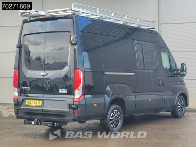 Iveco Daily 35S18 3.0L Automaat L2H2 Dubbel Cabine Navi Camera Trekhaak Imperiaal Doka Mixto 9m3 Airco Dubbel cabine Trekhaak Cruise control 6