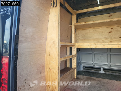 Iveco Daily 35S18 3.0L Automaat L2H2 Dubbel Cabine Navi Camera Trekhaak Imperiaal Doka Mixto 9m3 Airco Dubbel cabine Trekhaak Cruise control 8