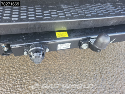 Iveco Daily 35S18 3.0L Automaat L2H2 Dubbel Cabine Navi Camera Trekhaak Imperiaal Doka Mixto 9m3 Airco Dubbel cabine Trekhaak Cruise control 9
