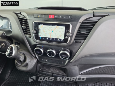 Iveco Daily 35S18 3.0L Automaat L3H2 3,5t Trekhaak 180PK LED ACC Navi Camera APK 08-2026 Euro6 L4H2 Airco Trekhaak foto 11